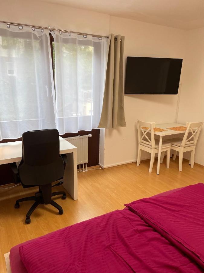 Zimmer Im Herzen Von Durlach Καρλσρούη Εξωτερικό φωτογραφία